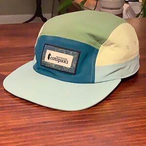 Cotopaxi 5 panel tech hat